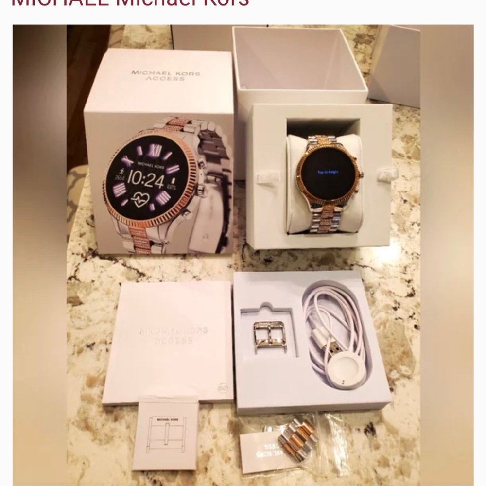 Michael Kors Access Lexington 2 44mm Case Pavé Rose Gold-Silver smart watch